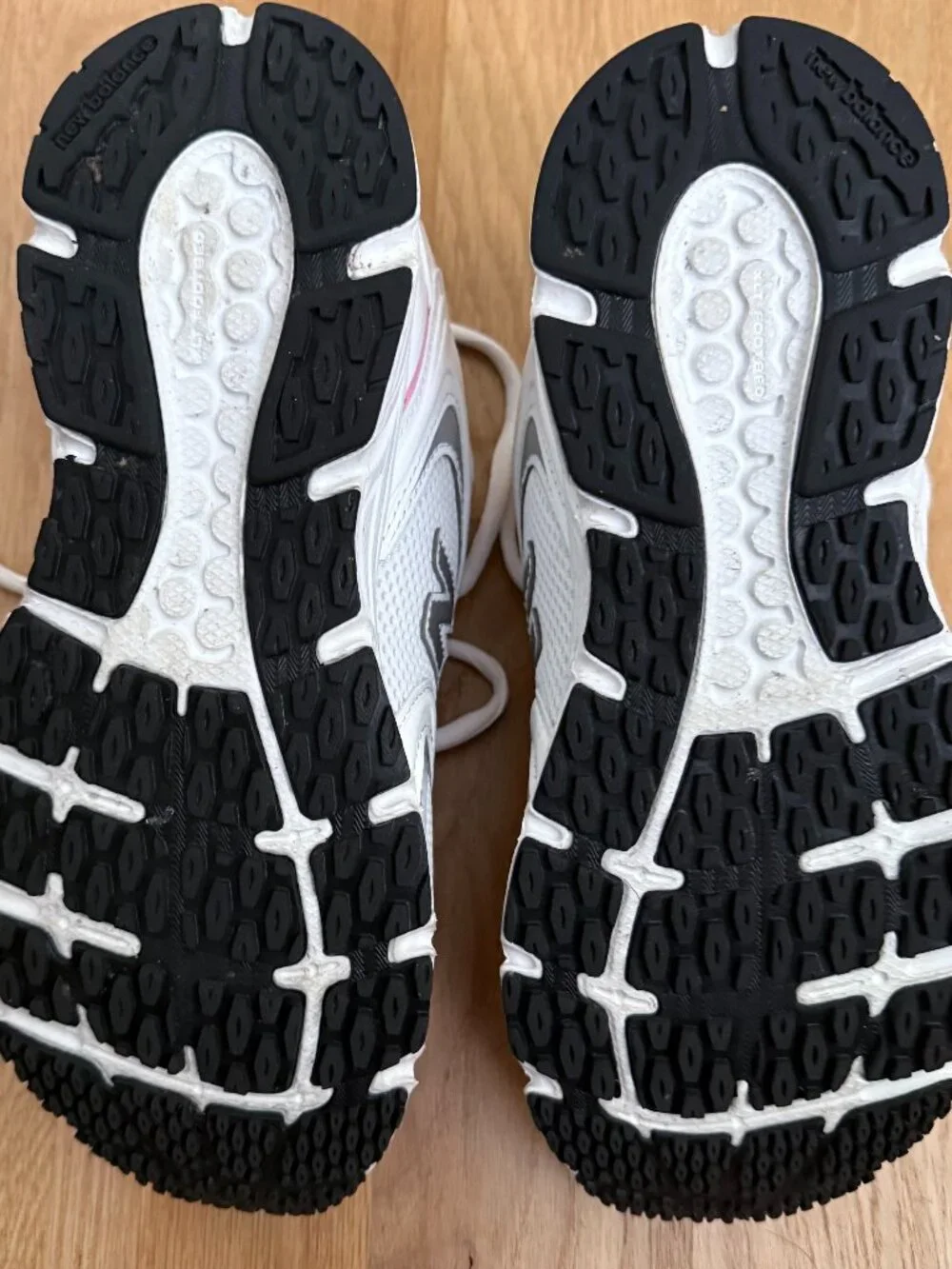 New Balance 408 Sneakers Sz 8.5